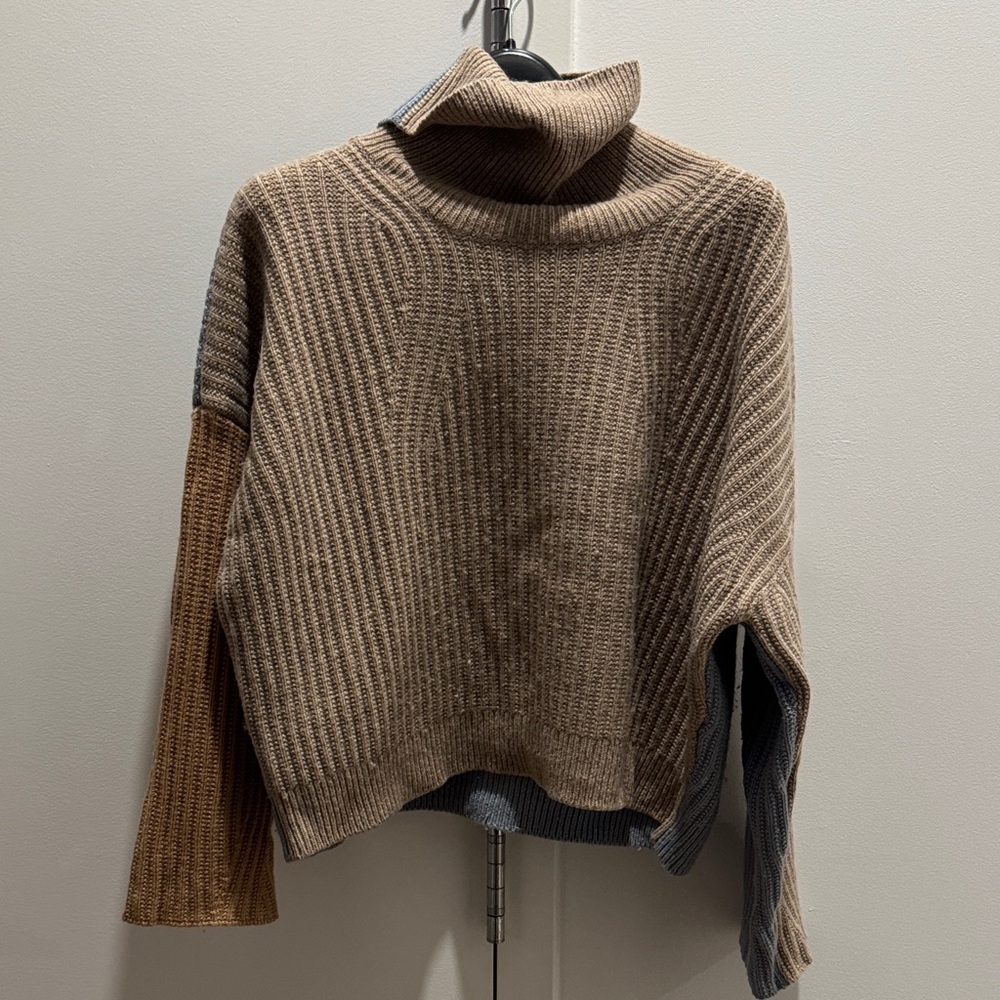 Petit Studios Colorblock Wool and Cashmere Turtleneck Sweater size XXS